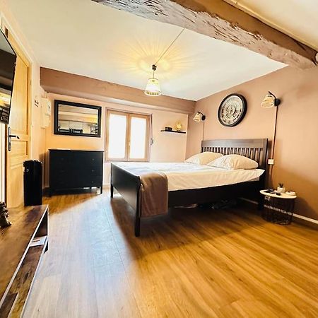 Le Refuge Apartment Laon Luaran gambar