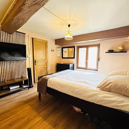 Le Refuge Apartment Laon Luaran gambar