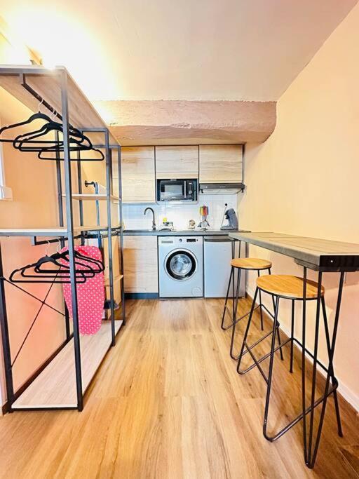 Le Refuge Apartment Laon Luaran gambar